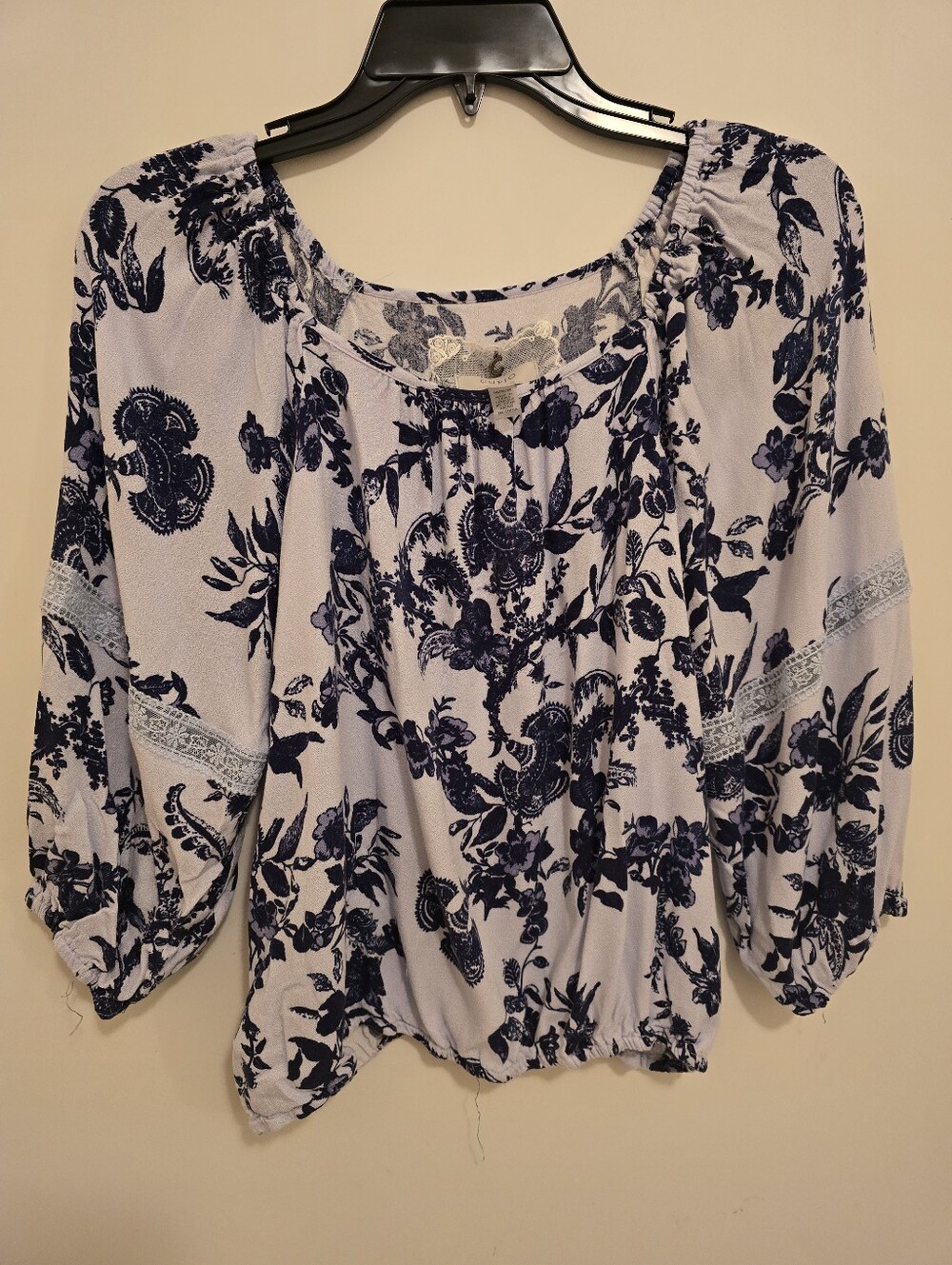 Cupio Women's Navy Floral Peasant Blouse - Navy Print